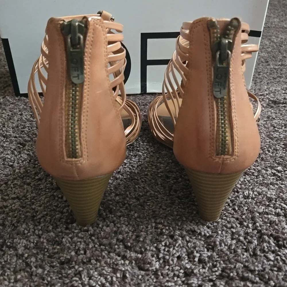 NEW Ann Taylor Loft Tan Strappy Wedge Sandals 8